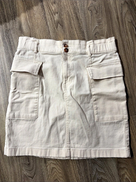 Joe Fresh Pants - Cotton Joe Fresh Cargo Shorts in Cream Like New